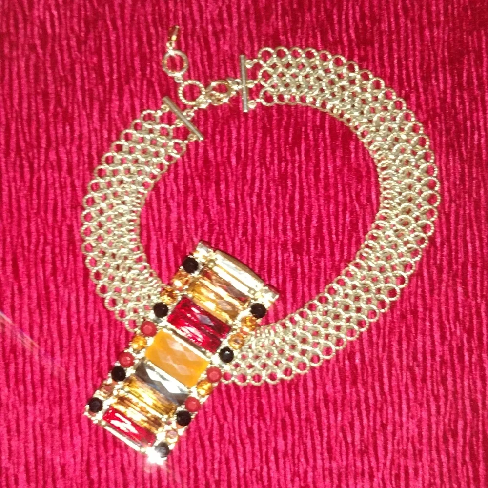 Ruby Reds Sweater - Picture 5 of 6